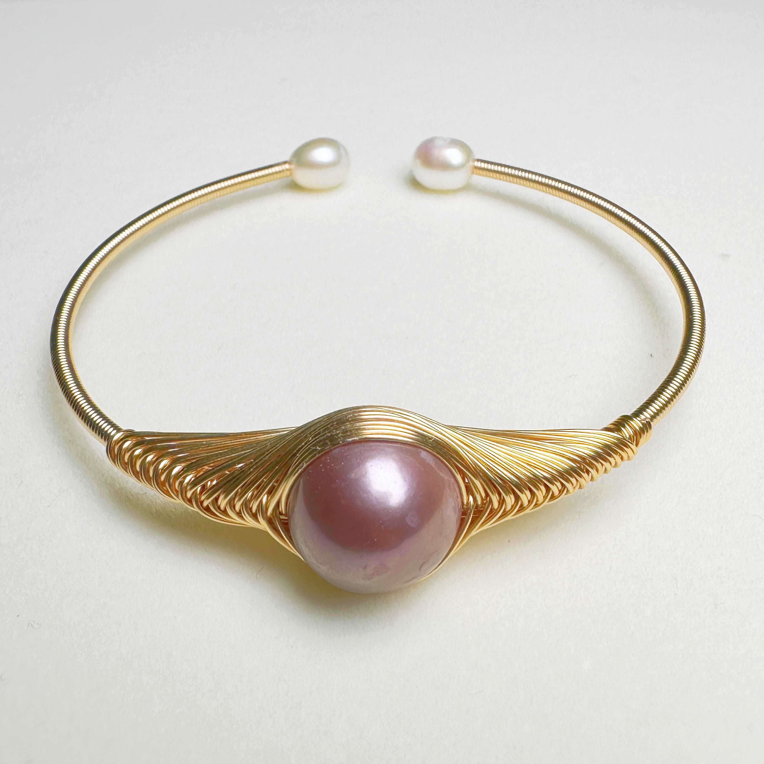 【Wire Wrapping Bangle】 Fresh Water Pearl Wire Wrapping Bangle