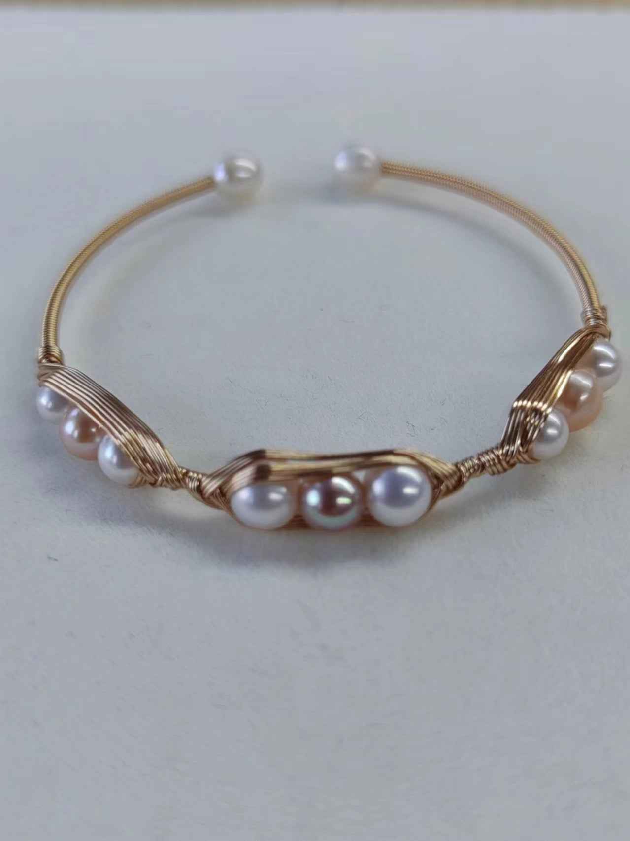 【Wire Wrapping Bangle】 Fresh Water Pearl Wire Wrapping Bangle