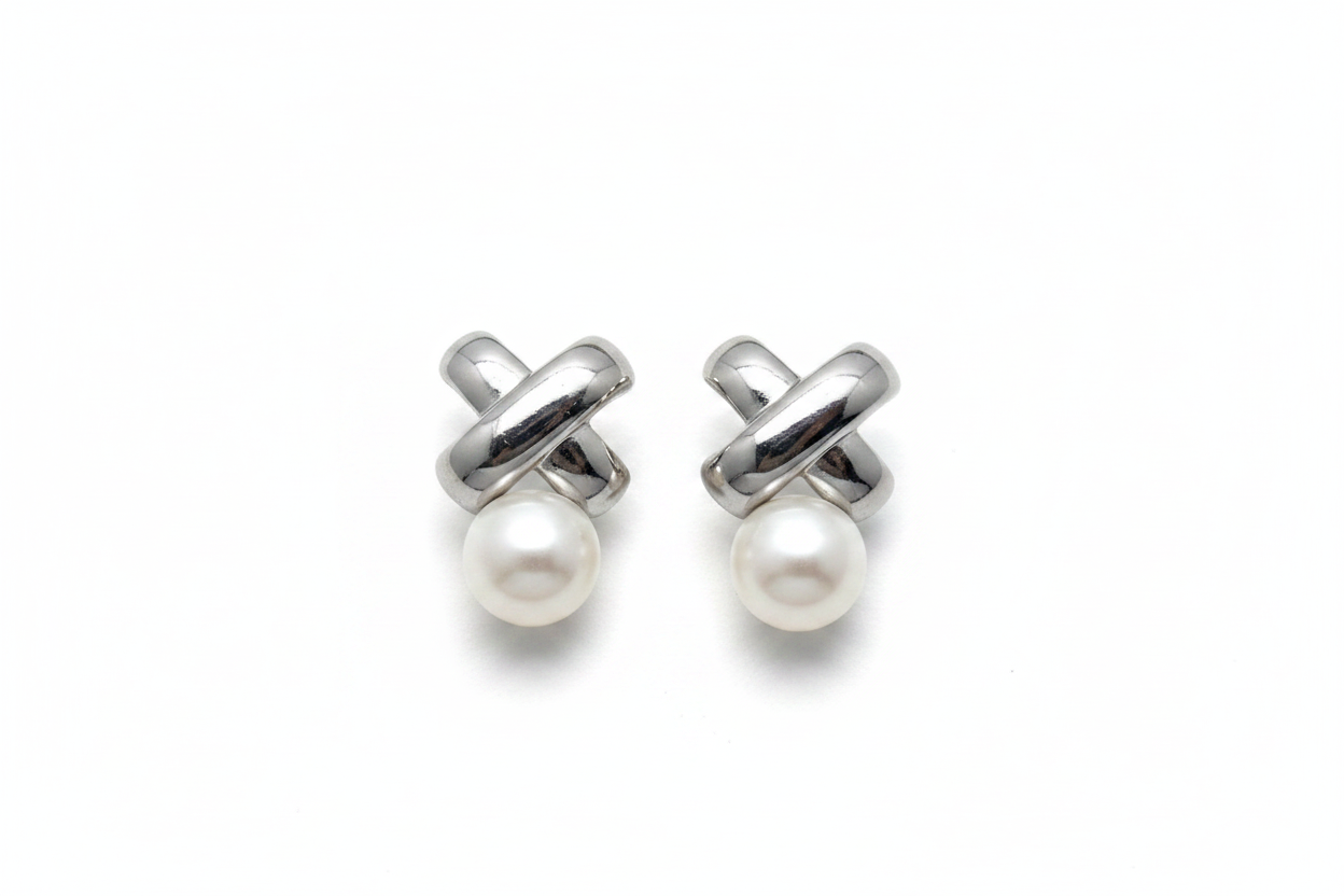 Pearl Earrings  with  Seawater Akoya pearl gift  (1 pearl) [Open in live]｜Freshwater  Pearl  Earrings